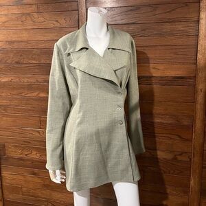 TERRAWARE. Linen. Blazer. Green. Three button. Loose fitting. Medium.